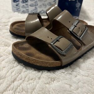 Birkenstock women’s size 7 sandals